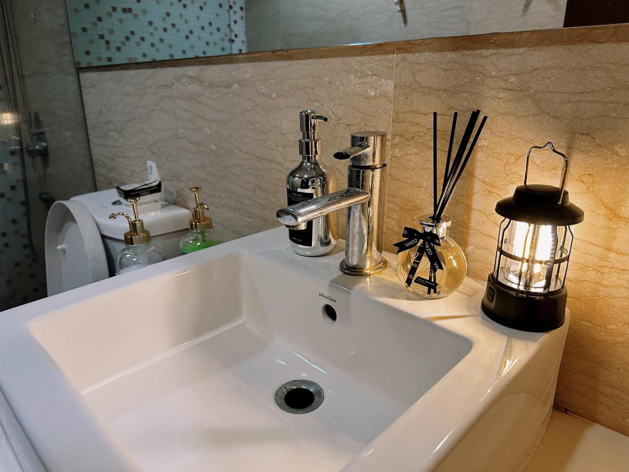 Modern Bauhaus Studio At Regalia Klcc Infinity Pool Kuala Lumpur Ngoại thất bức ảnh